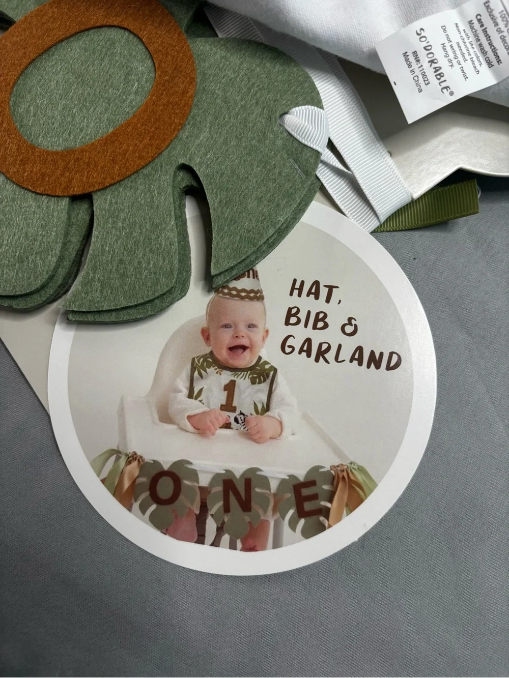 Kids First Birthday Wild One Bib & Party Hat Set - Green Jungle Lion